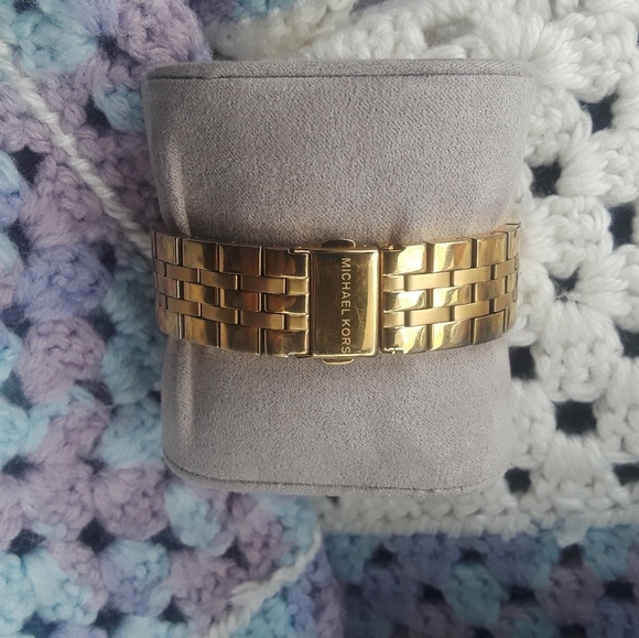 Michael Kors watch - Picture 3 of 3